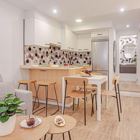 Diseno A Coruna Con Garaje Gratis By Theblueapartments Com Dış mekan fotoğraf
